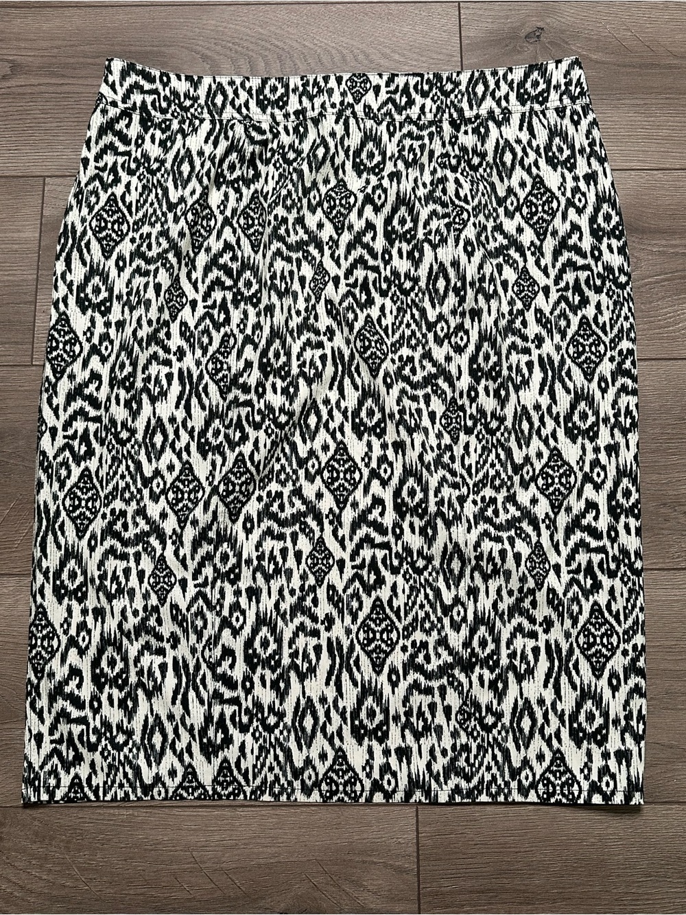 RipSkirt Hawaii Ikat Print Swim Cover Up Wrap Skirt Black Tan Length 3 Size XL - Picture 4 of 12